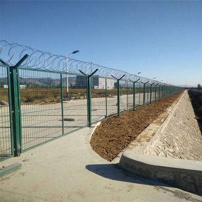 看守所巡邏道鋼網墻與隔離網系統 構筑安全防線的堅實屏障